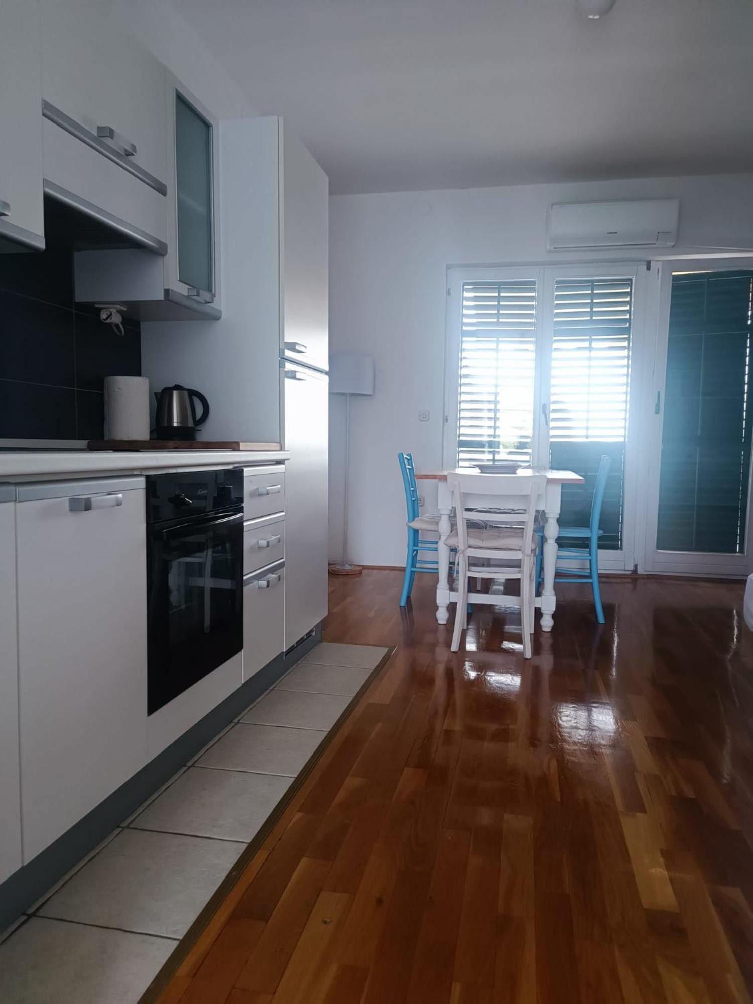Apartmani Labud Sukošan Exterior foto
